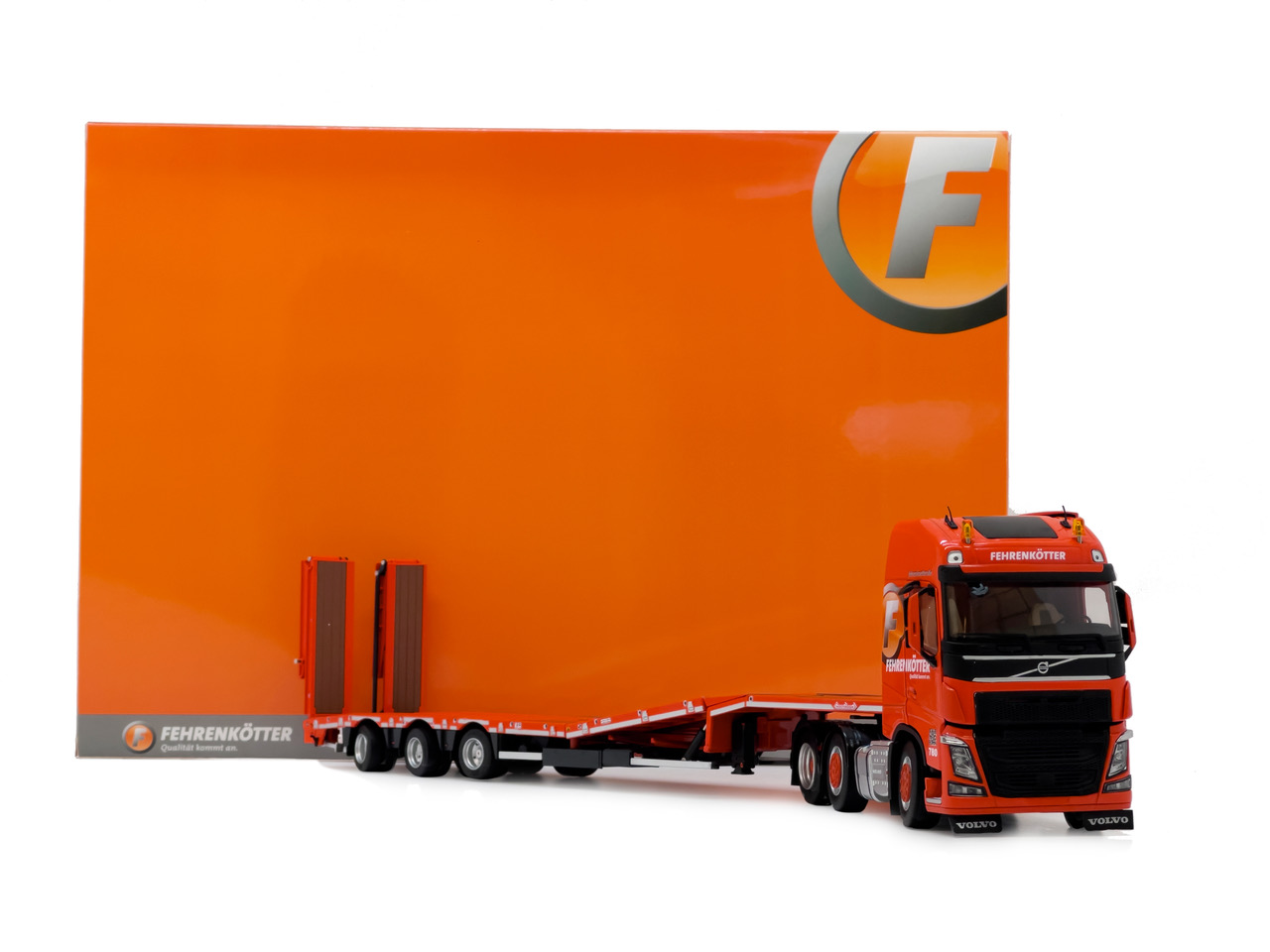 Volvo FH16 6x2 met Nooteboom Fehrenkotter Edition - 1:32